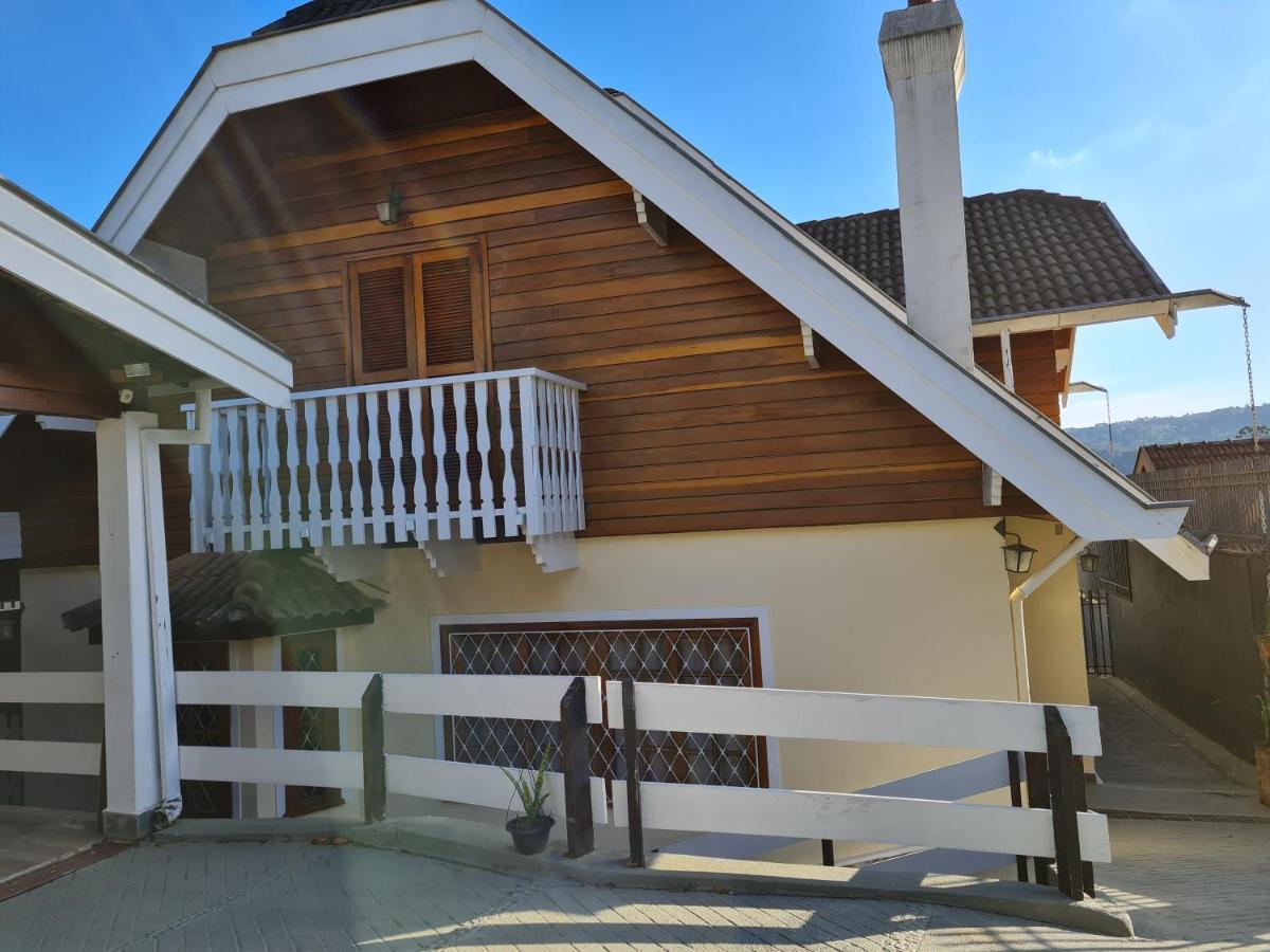 Casa Vila Telma Campos do Jordao Bagian luar foto