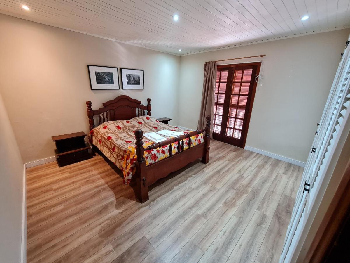 Casa Vila Telma Campos do Jordao Bagian luar foto